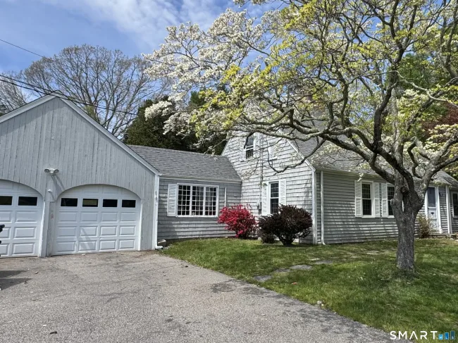 240 Great Neck Road, Waterford, CT