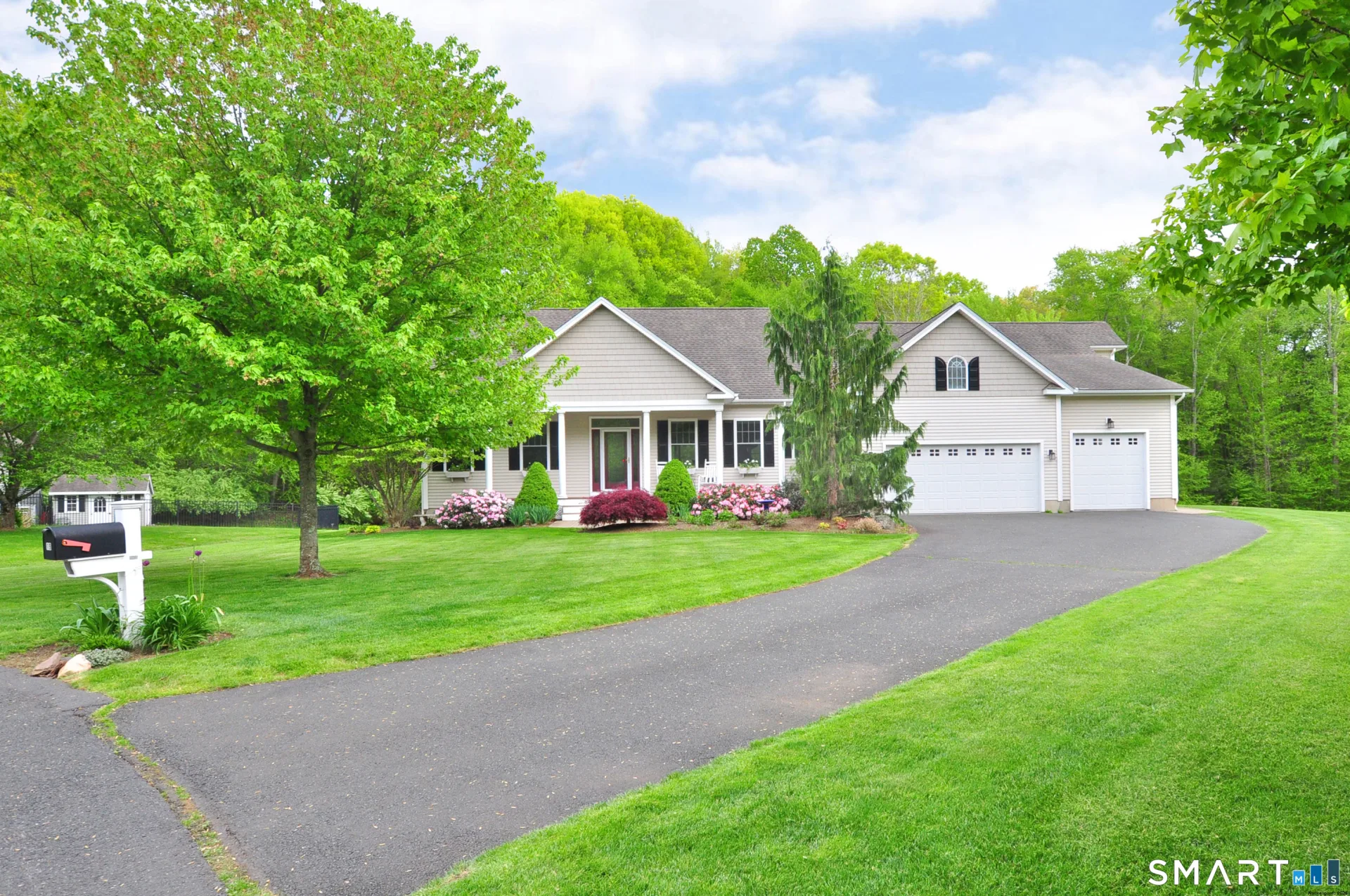 19 Claire Lane, Bloomfield, CT