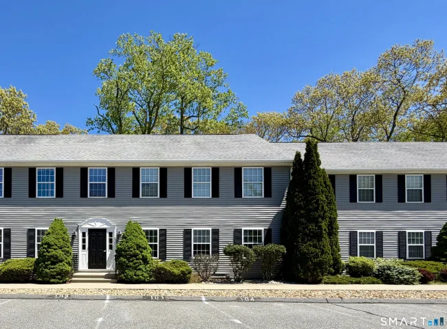 48 Kings Highway #103, Ledyard, CT