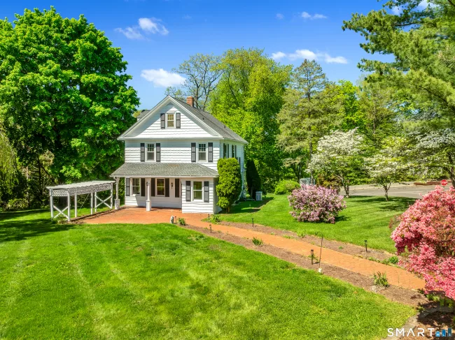286 Daniels Farm Road, Trumbull, CT