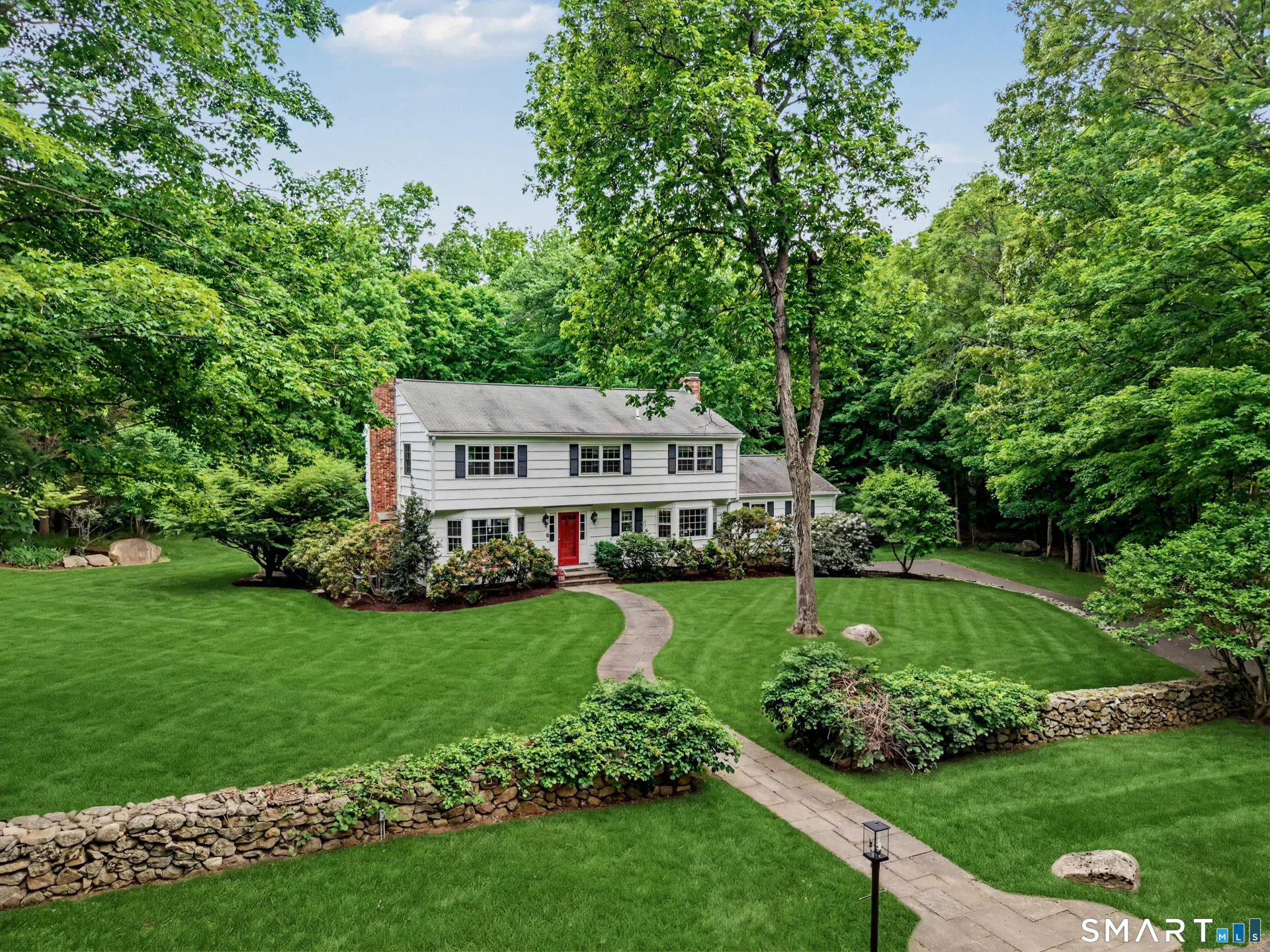 6 Adams Way, Weston, CT