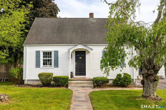 32 Belvedere Road