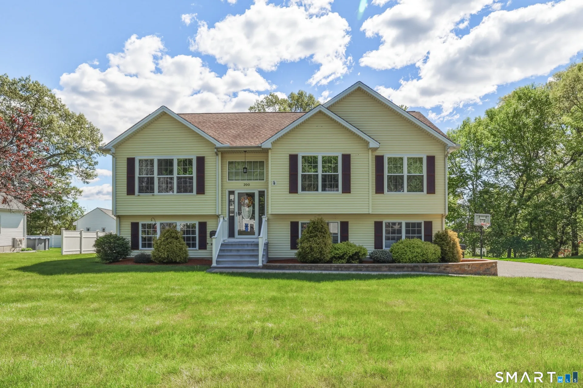 200 Sunnydale Avenue, Bristol, CT