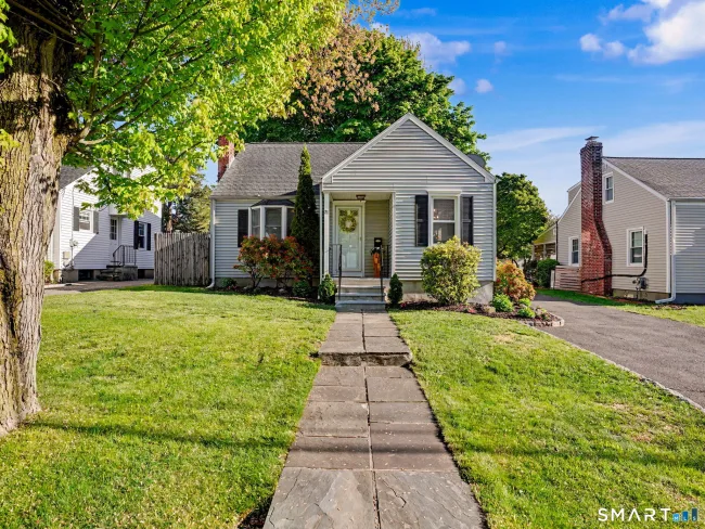 71 Newton Street, Stratford, CT
