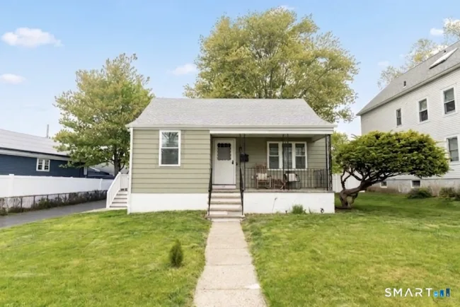 121 Victory Street, Stratford, CT