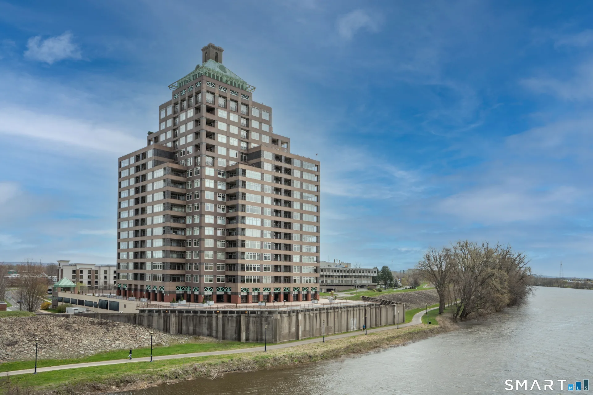 235 East River Drive #903, East Hartford, CT