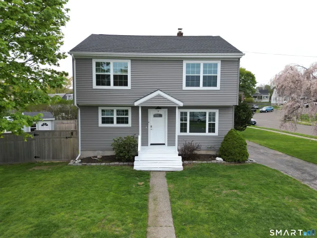 1 Mayflower Court, Milford, CT