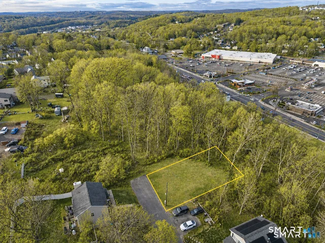 Lonsdale Street, Waterbury, CT