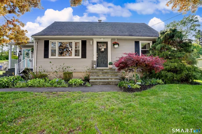 33 Stendahl Drive, Shelton, CT