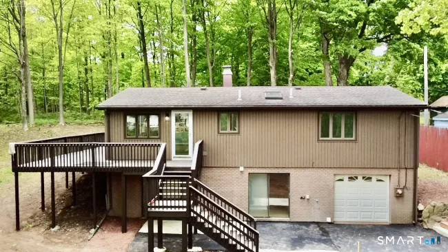 19 Smithfield Avenue, Meriden, CT
