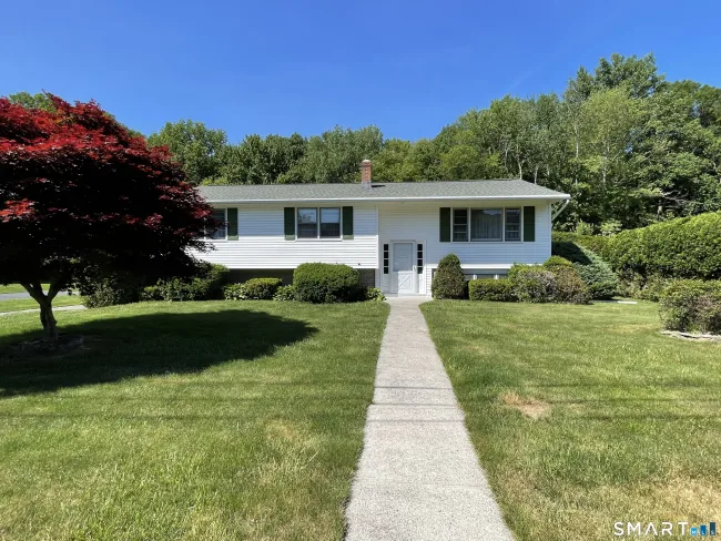 32 Kathy Drive