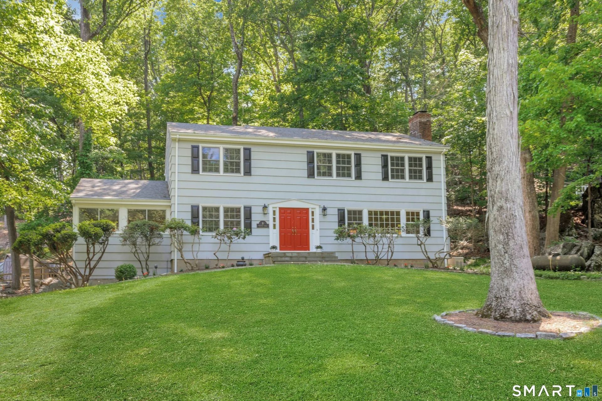 8 Mountain Trail, Stamford, CT