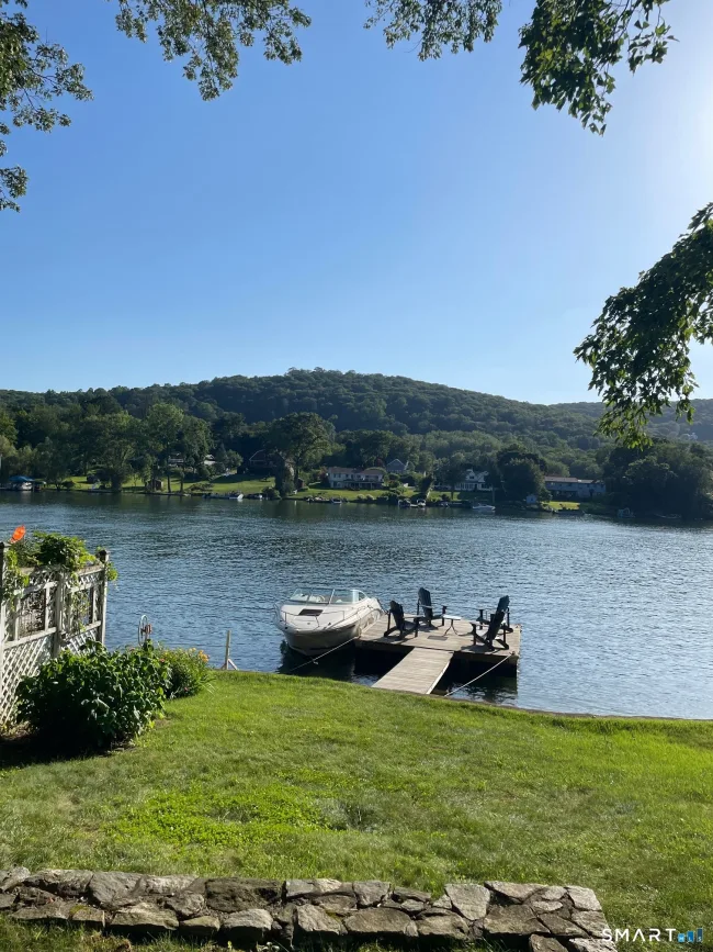 14 Bogus Hill Road, New Fairfield, CT