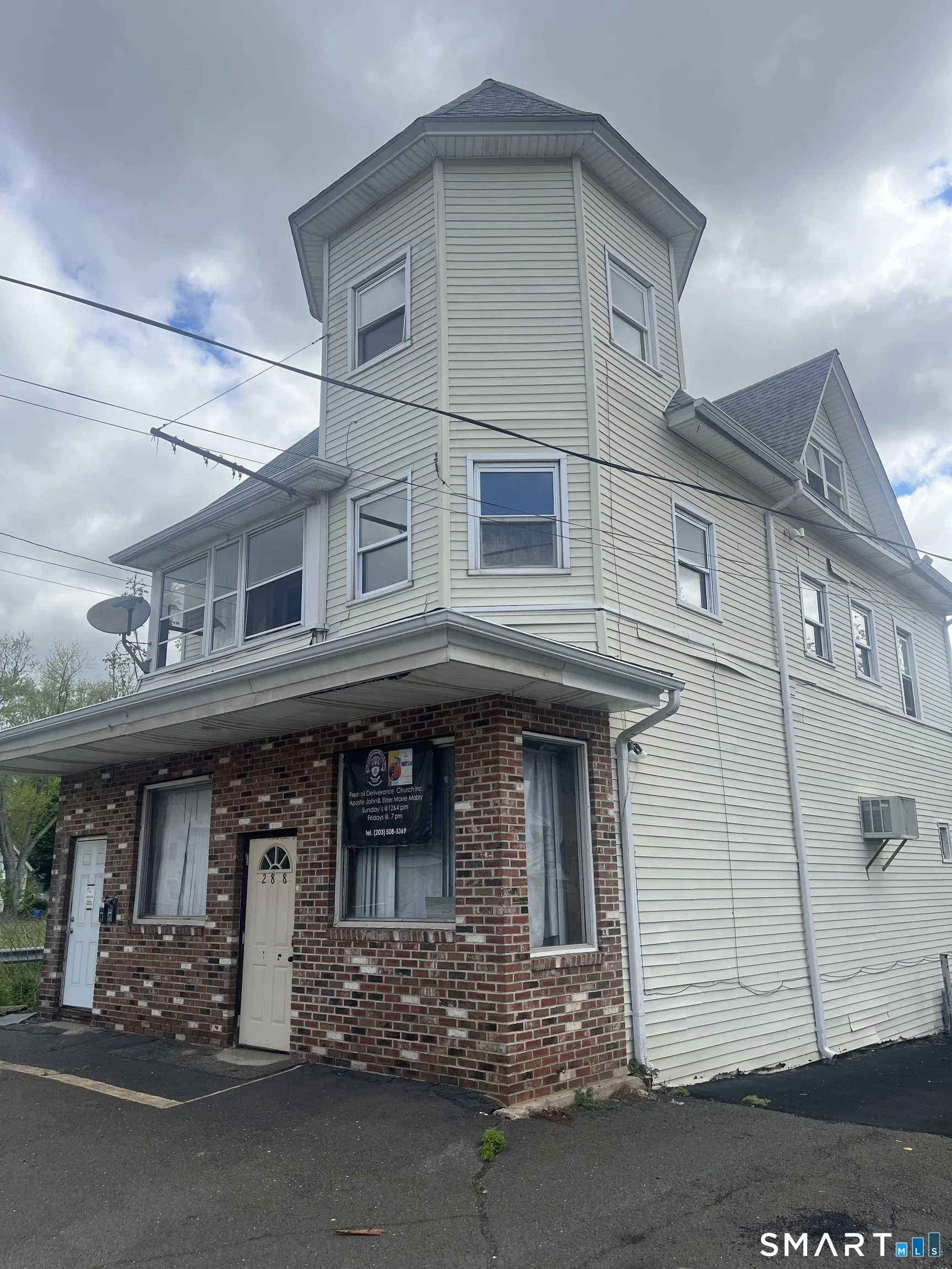 288 Cook Avenue, Meriden, CT