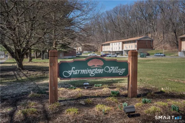 1660 Farmington Avenue #5