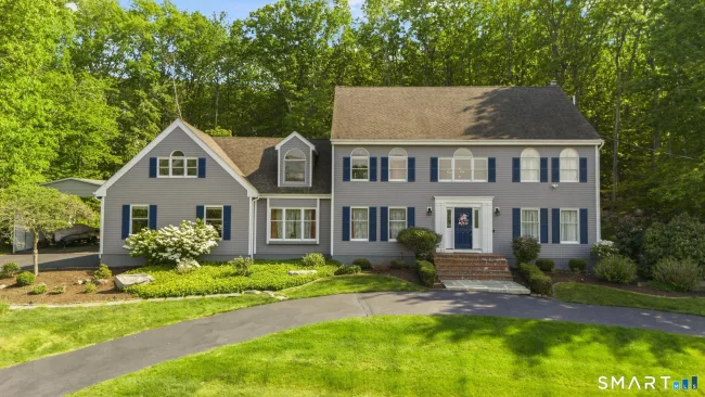 1 Hidden Brook Road
