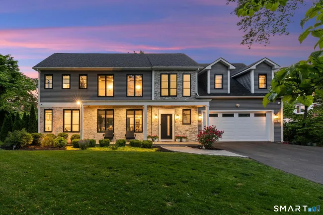 7 Waterside Lane