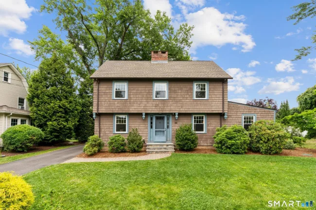 16 Clifton Avenue