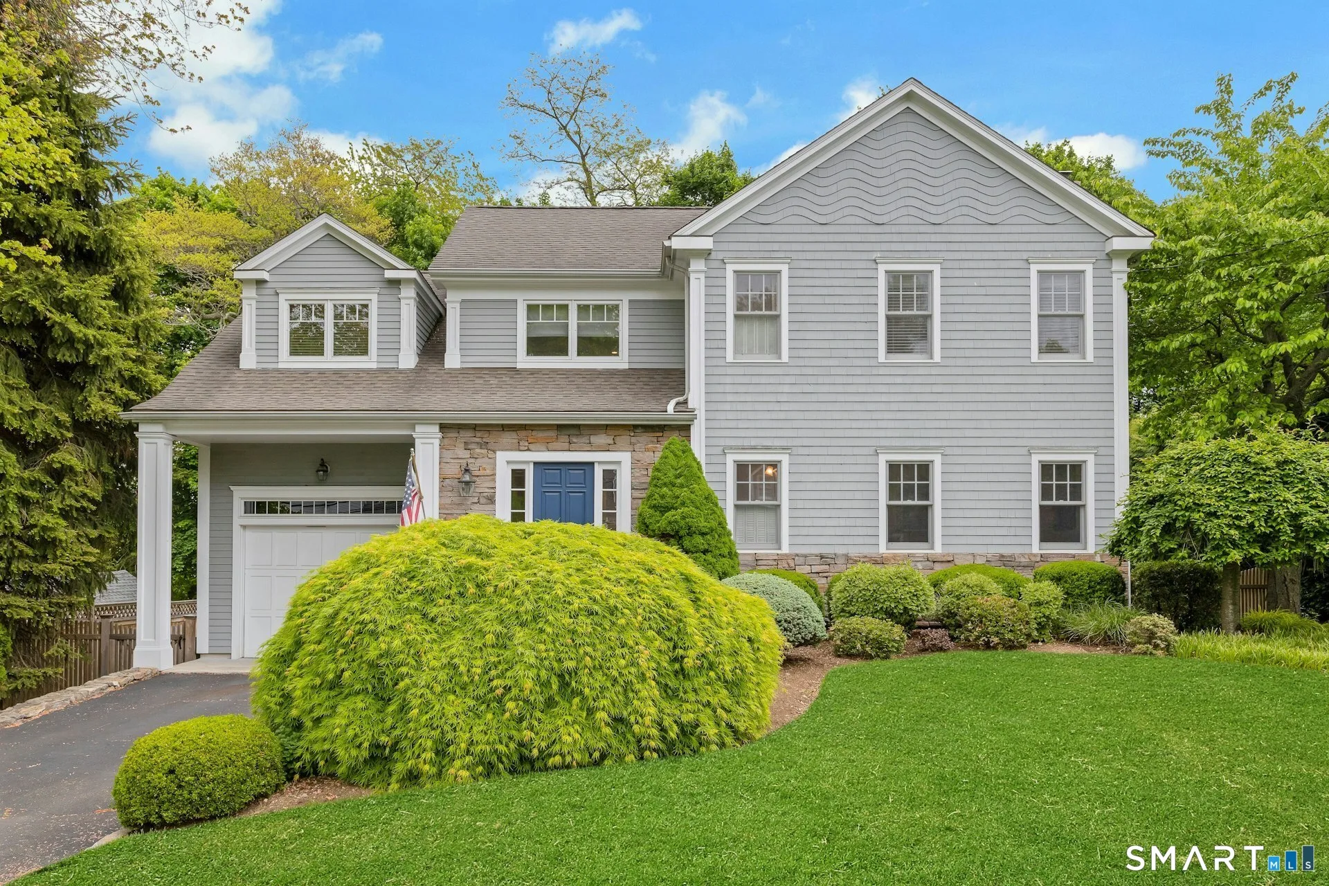 11 Walmsley Road, Darien, CT