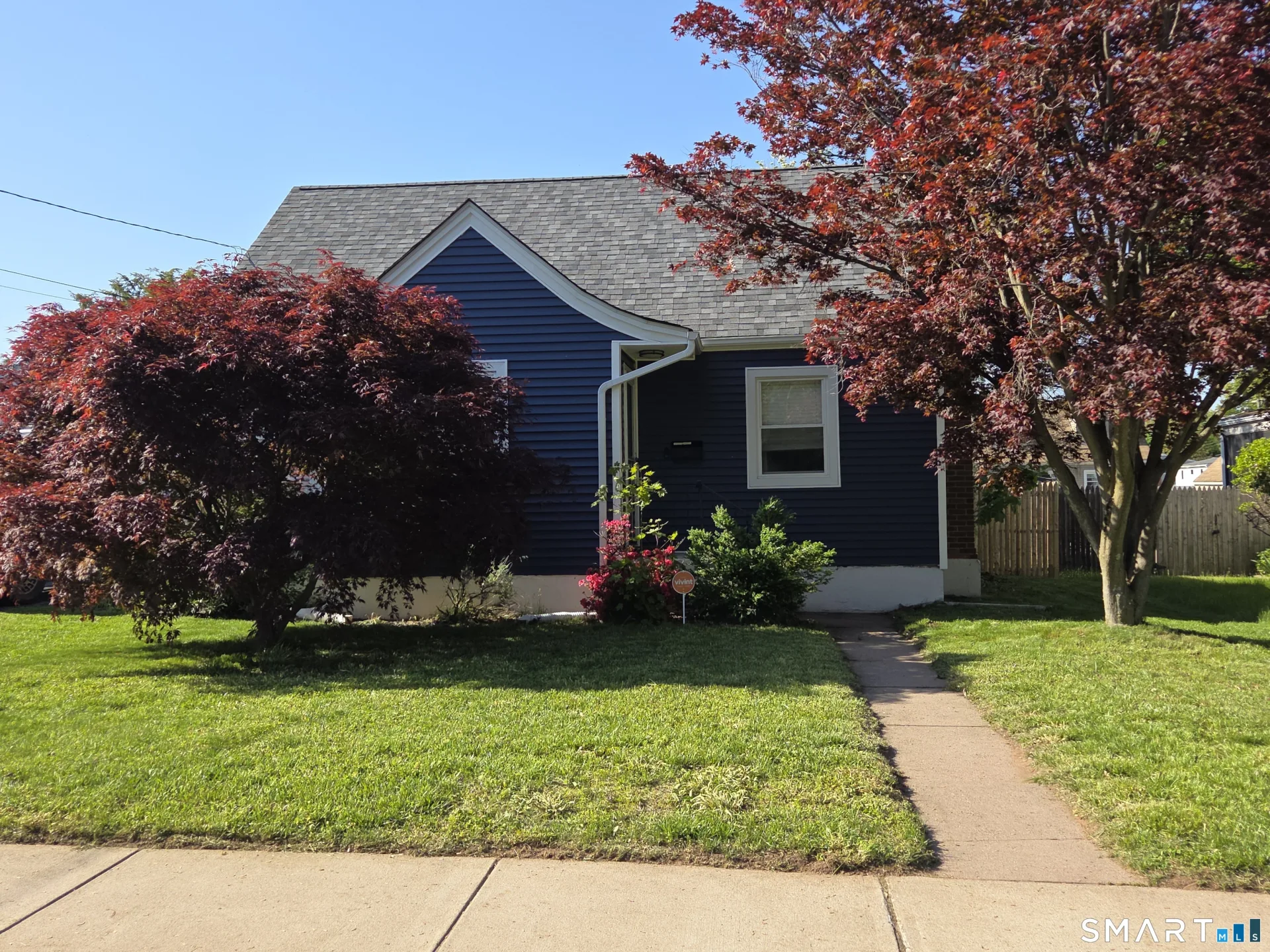 33 Linnmore Drive, Manchester, CT