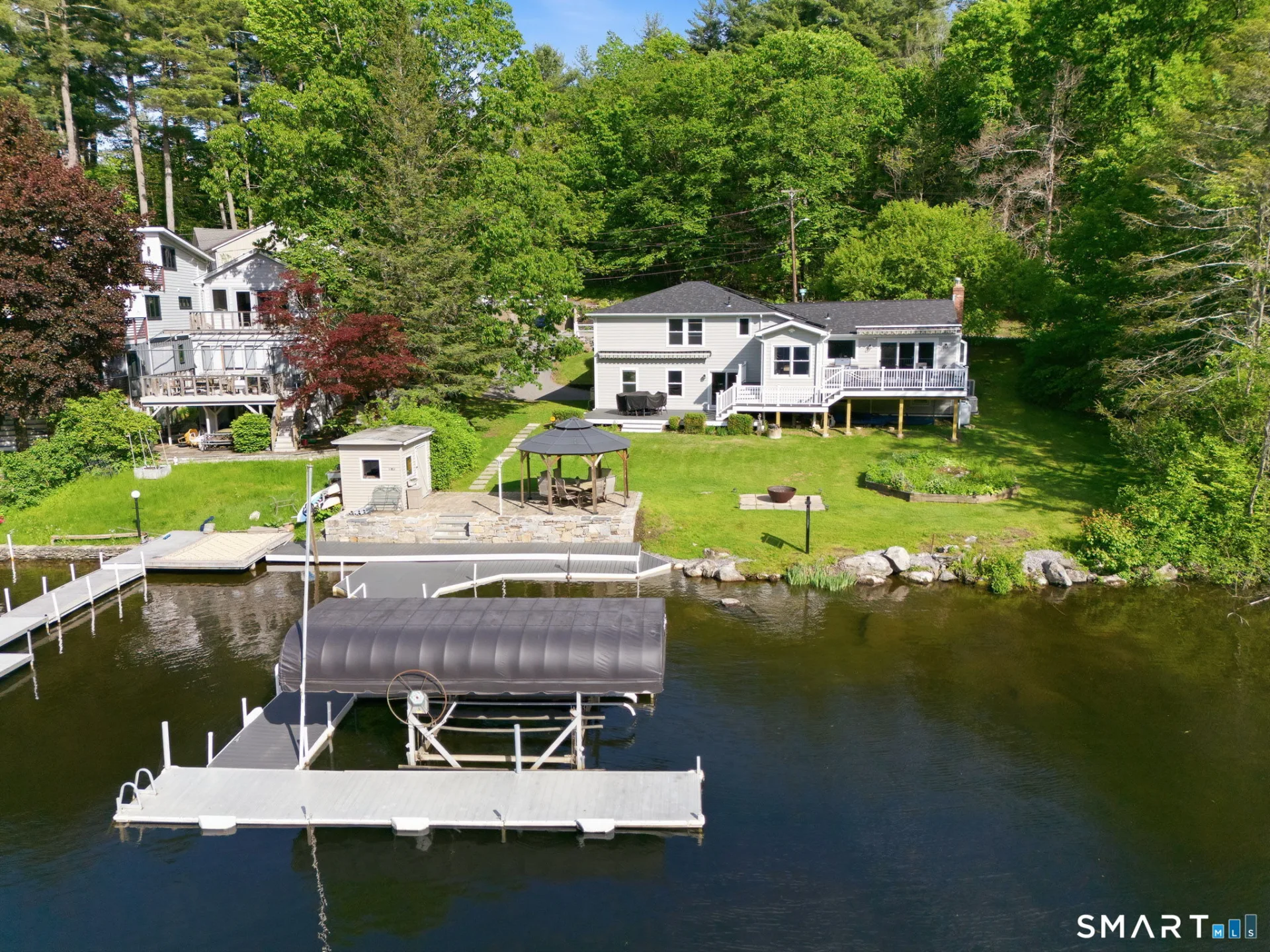878 West Wakefield Boulevard, Winchester, CT