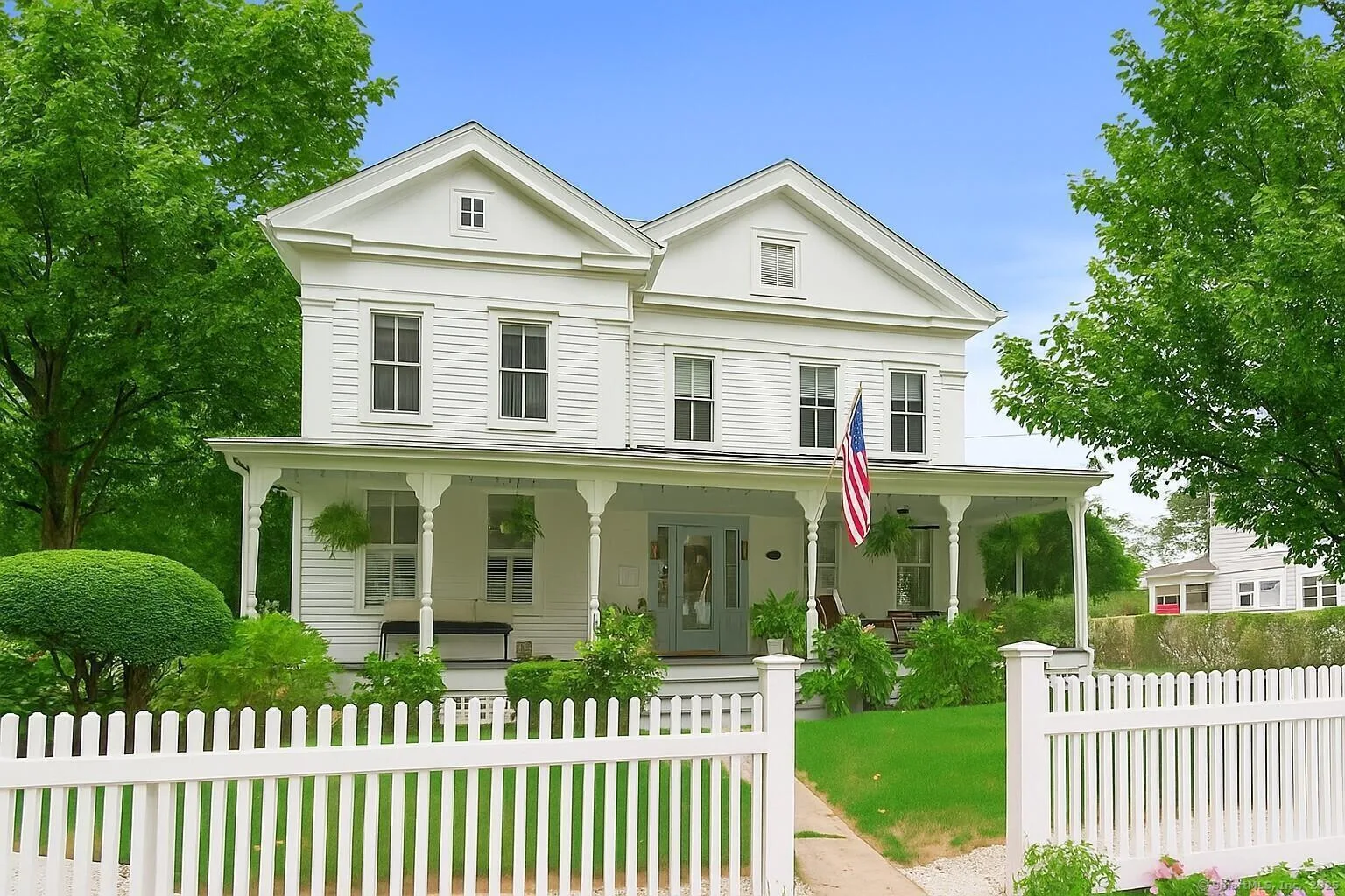215 Old Post Road, Fairfield, CT