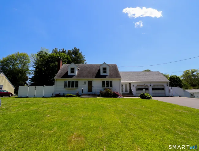 585 Burnham Street