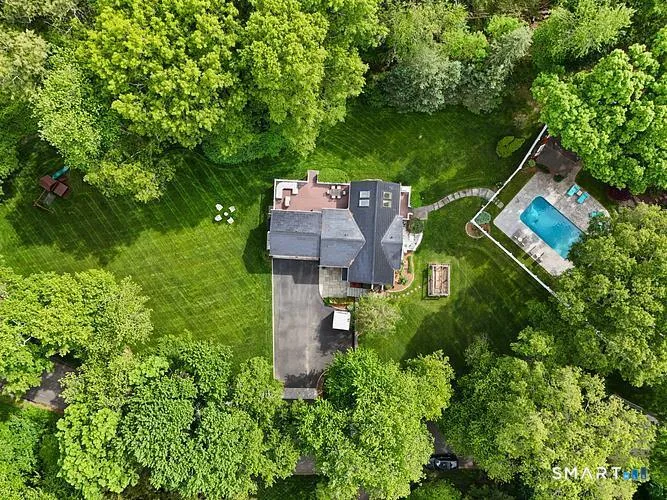 2 Grassy Plains Road, Westport, CT