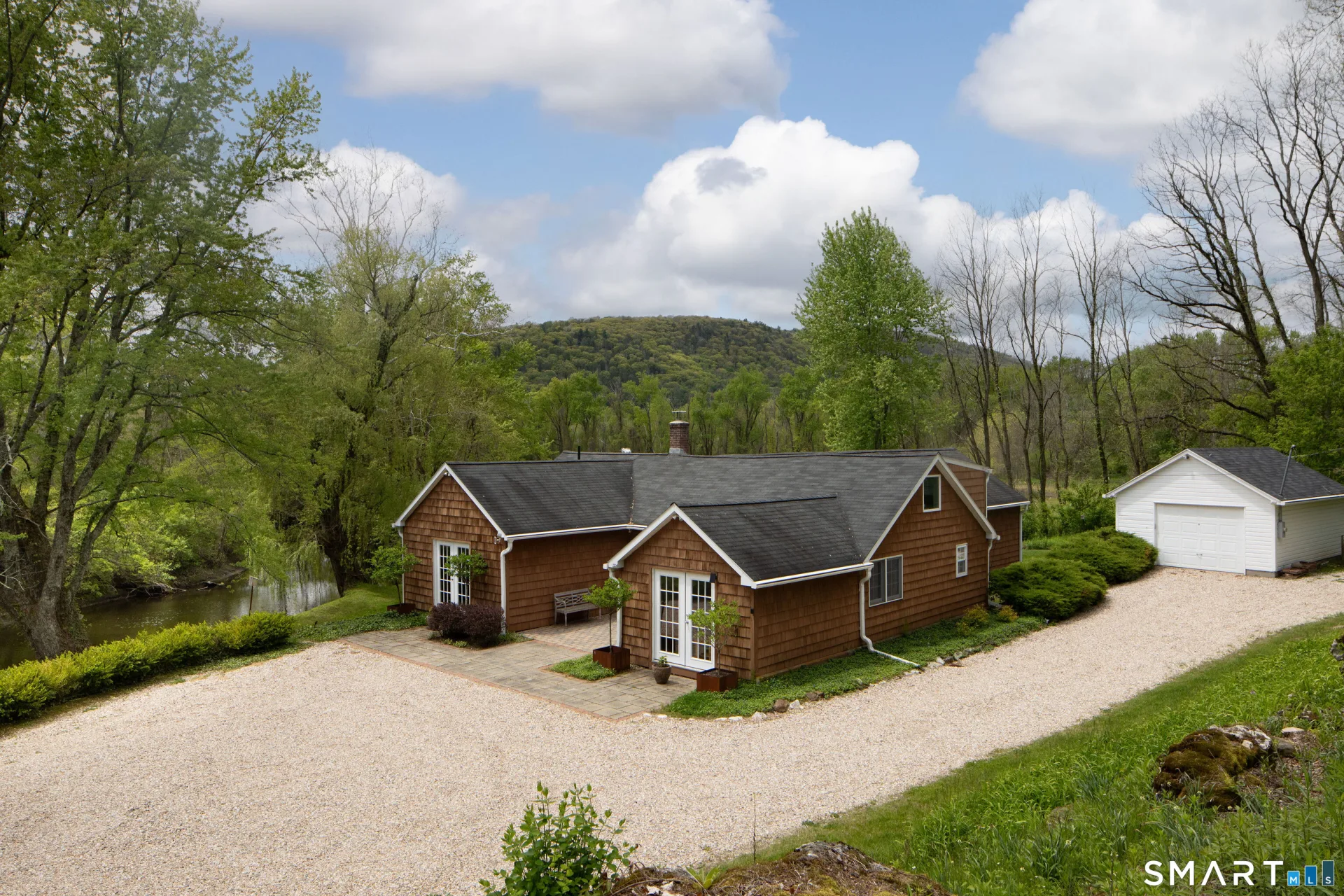 15 Belden Street, Canaan, CT