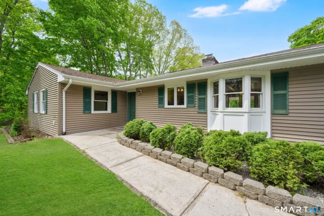 12 Unity Drive