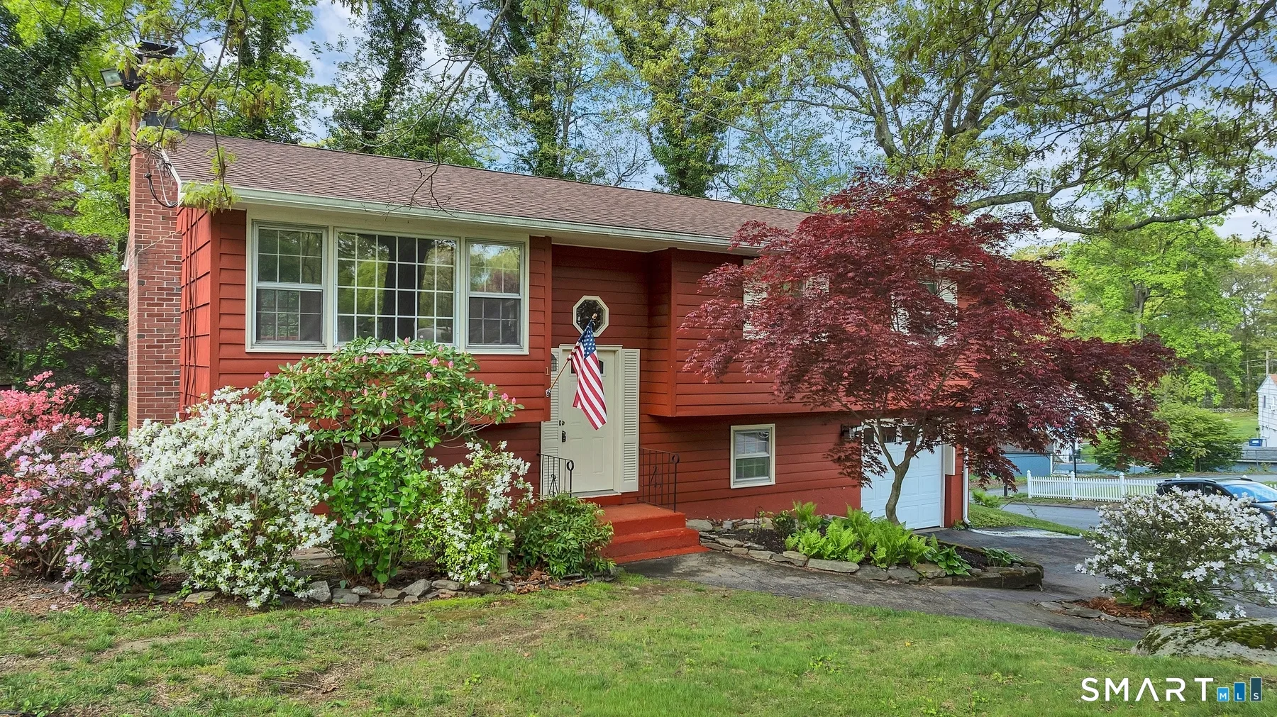1 Holly Lane, Ledyard, CT
