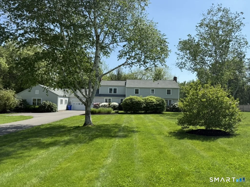 181 Farms Village Road, Simsbury, CT