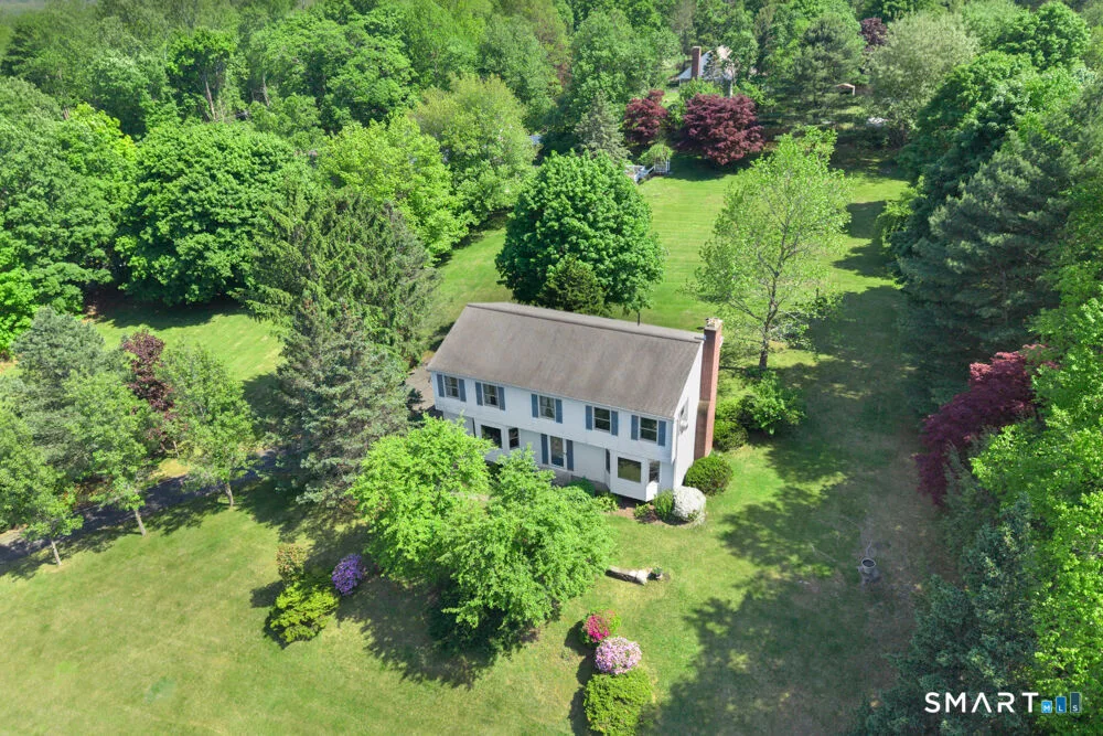 1 Red Barn Road, Oxford, CT