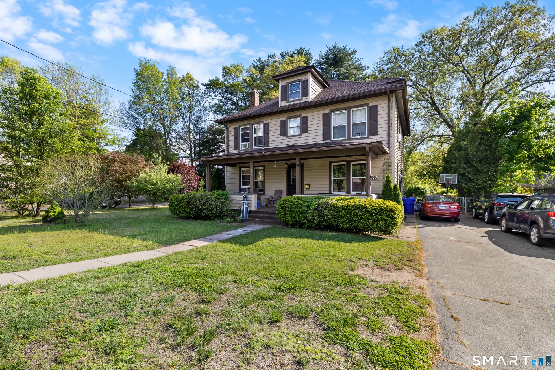 390 Elm Street, Enfield, CT