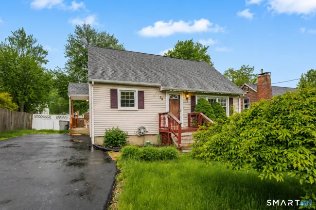 54 Pleasant View Avenue