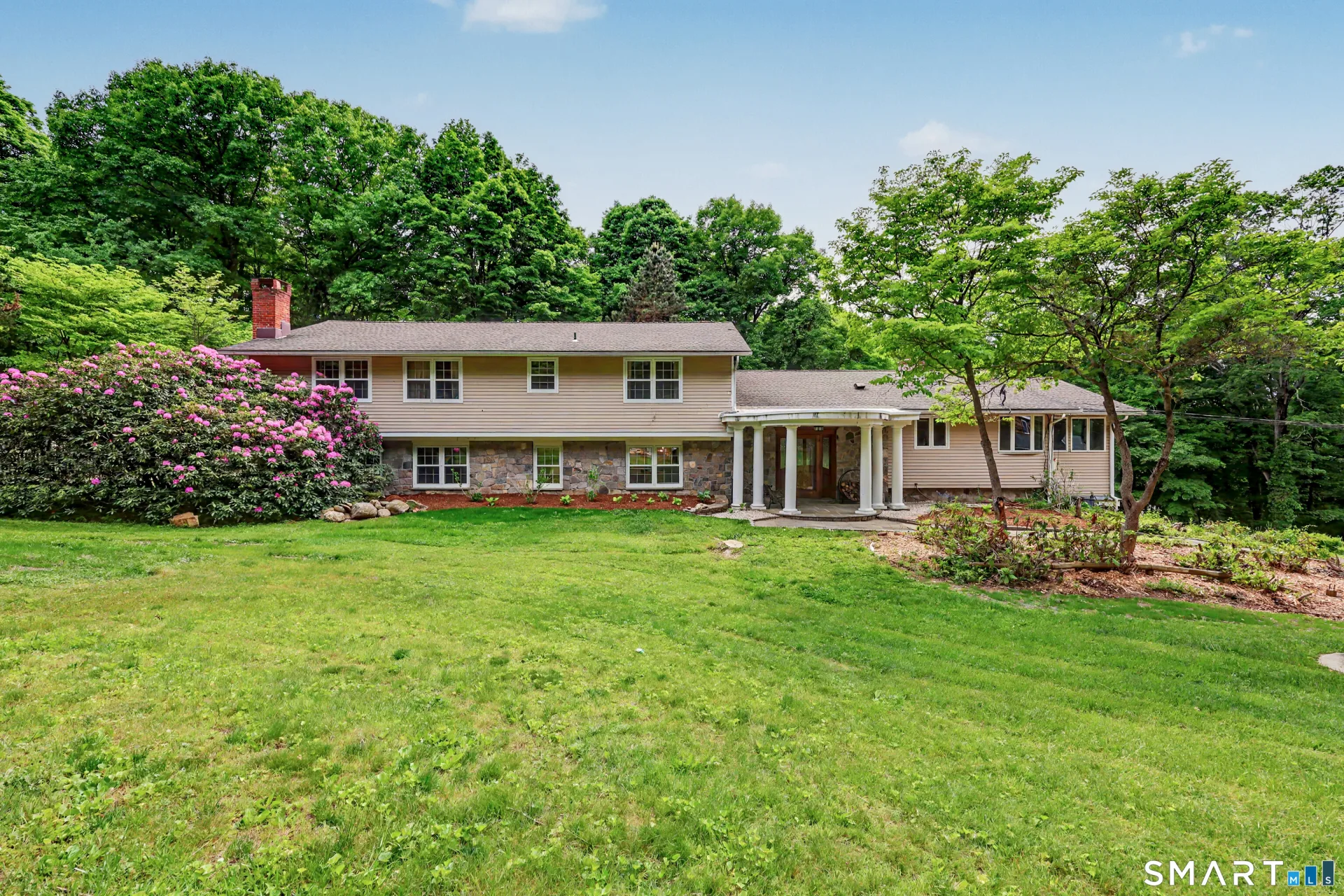 16 Shady Lane, Redding, CT