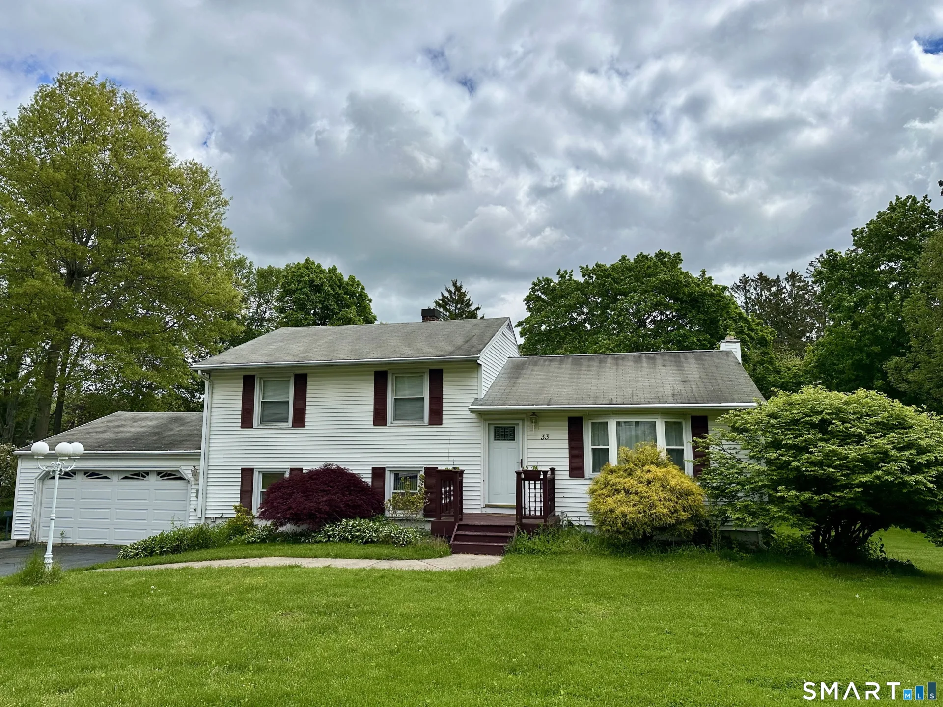 33 Deforest Drive, North Branford, CT