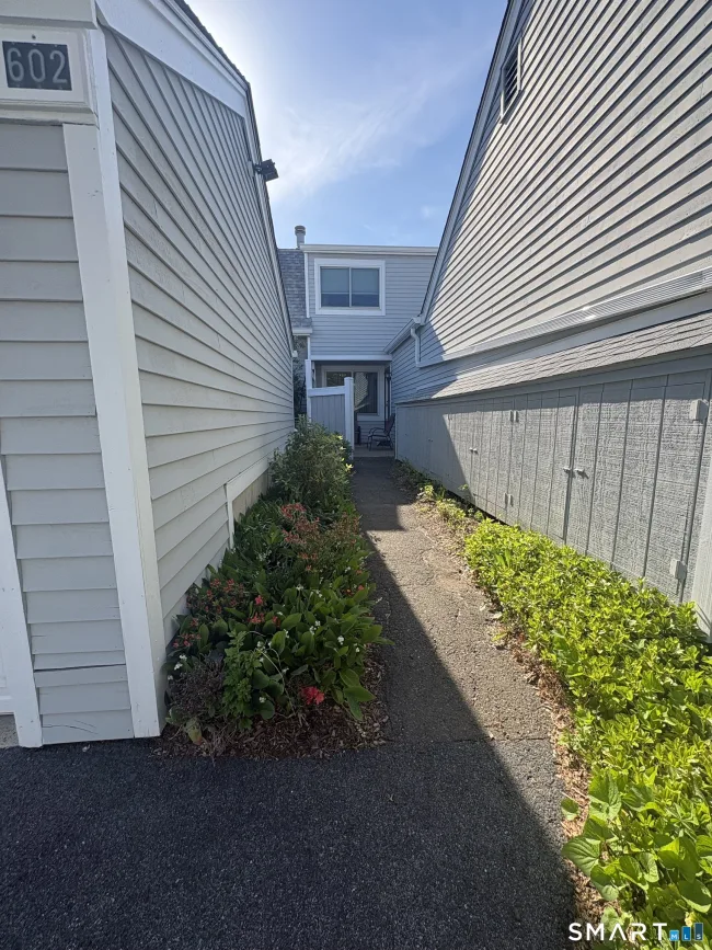 602 Longfellow Drive #602
