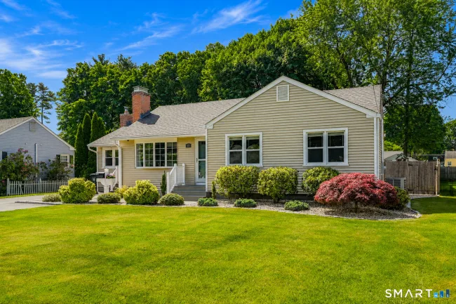 87 Lydall Road