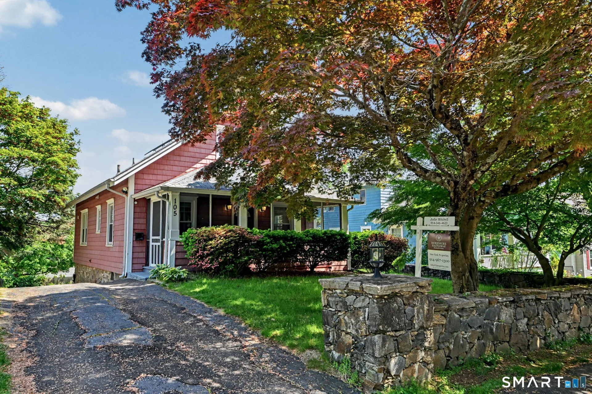 105 Knickerbocker Avenue, Stamford, CT