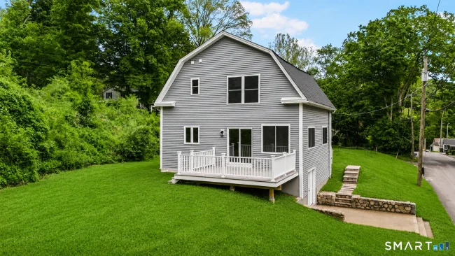 325 Fish Rock Road