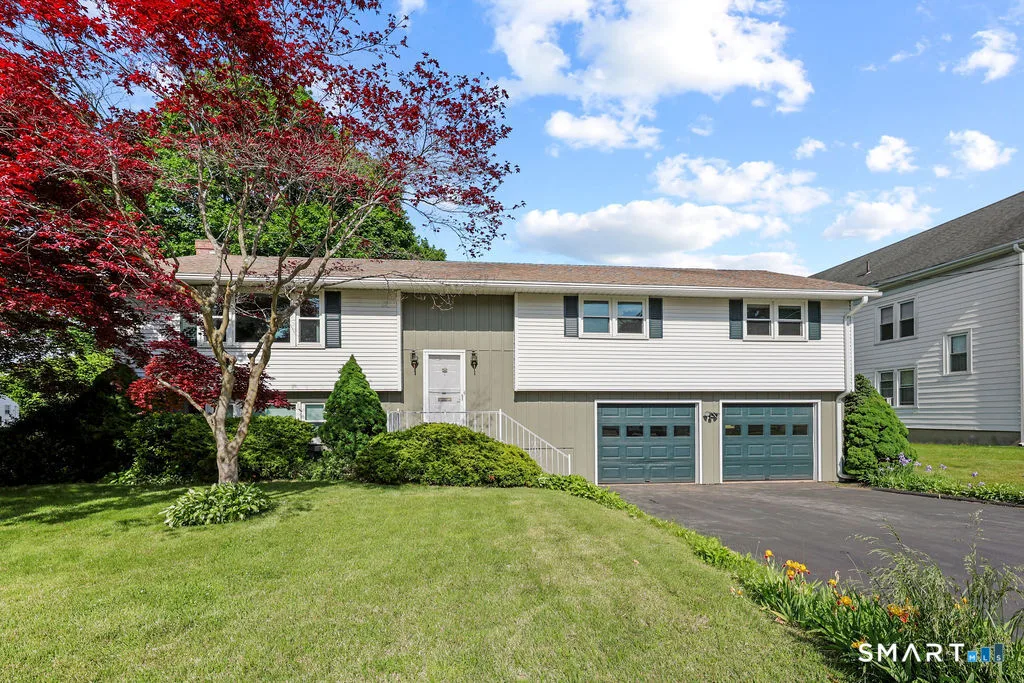 142 Wolcott Hill Road, Wethersfield, CT