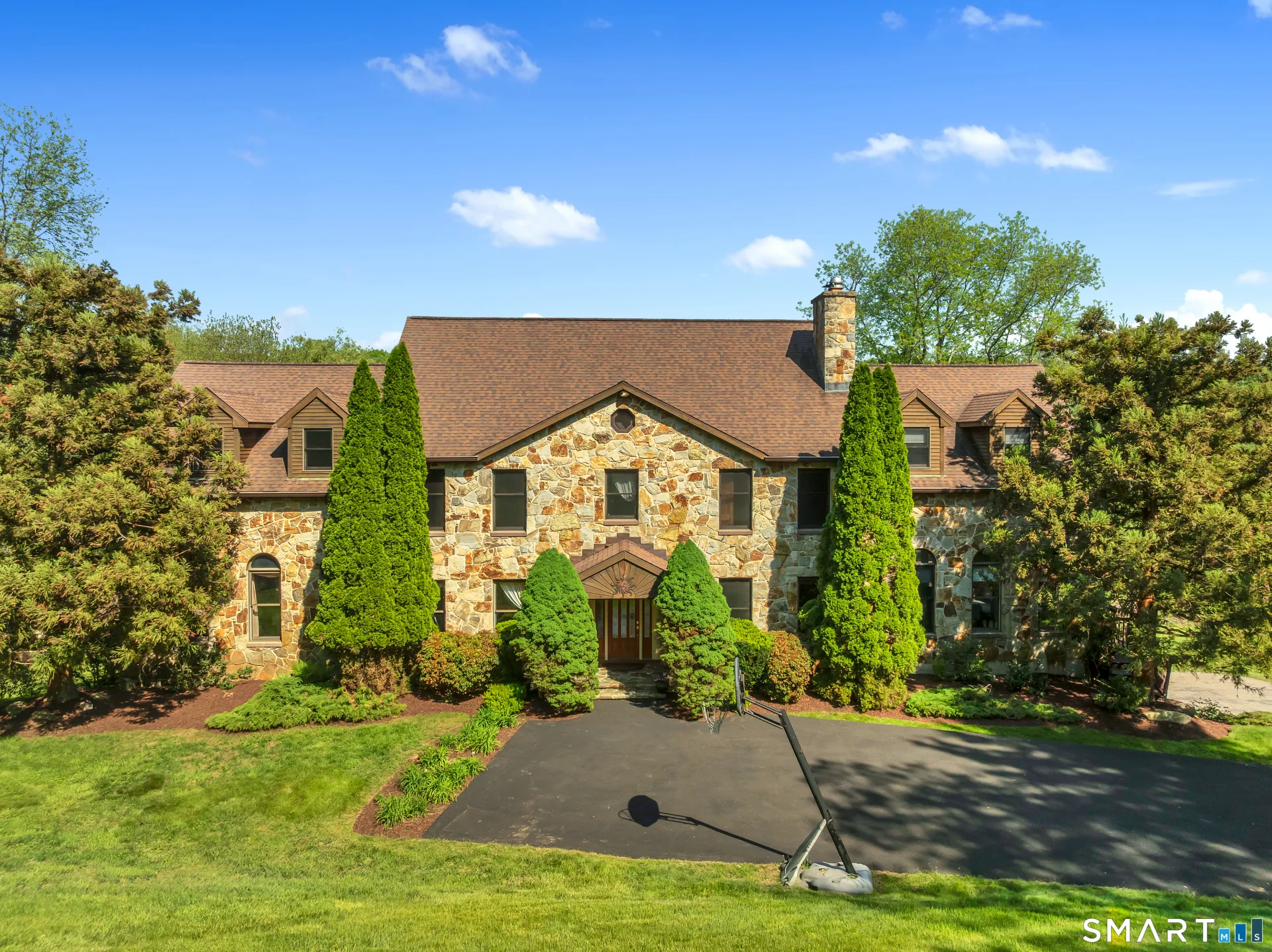 194 Quaker Farms Road, Oxford, CT
