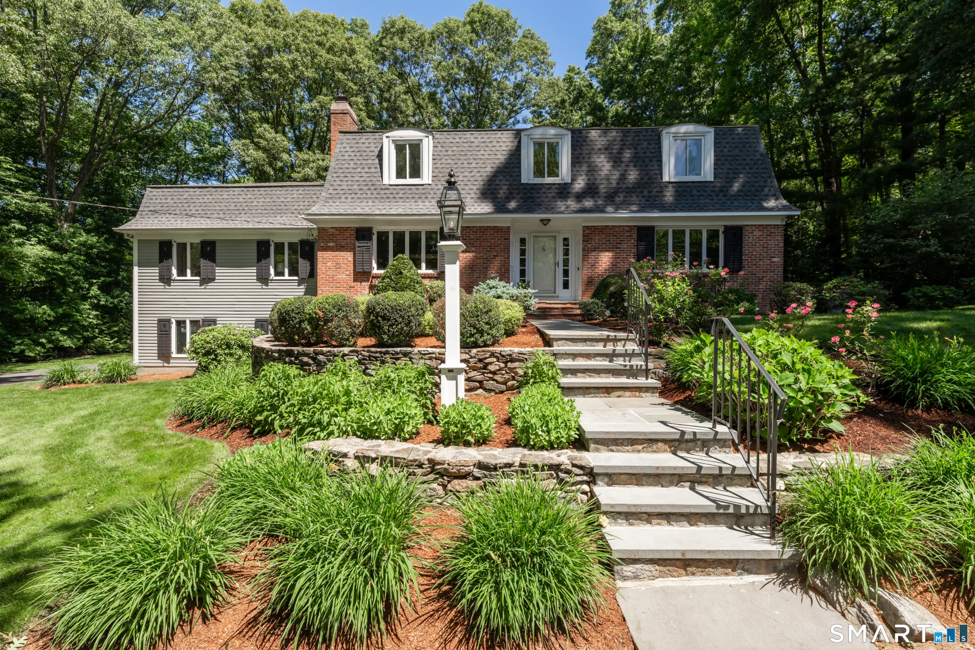 400 Beacon Hill Drive, Cheshire, CT