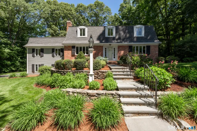 400 Beacon Hill Drive