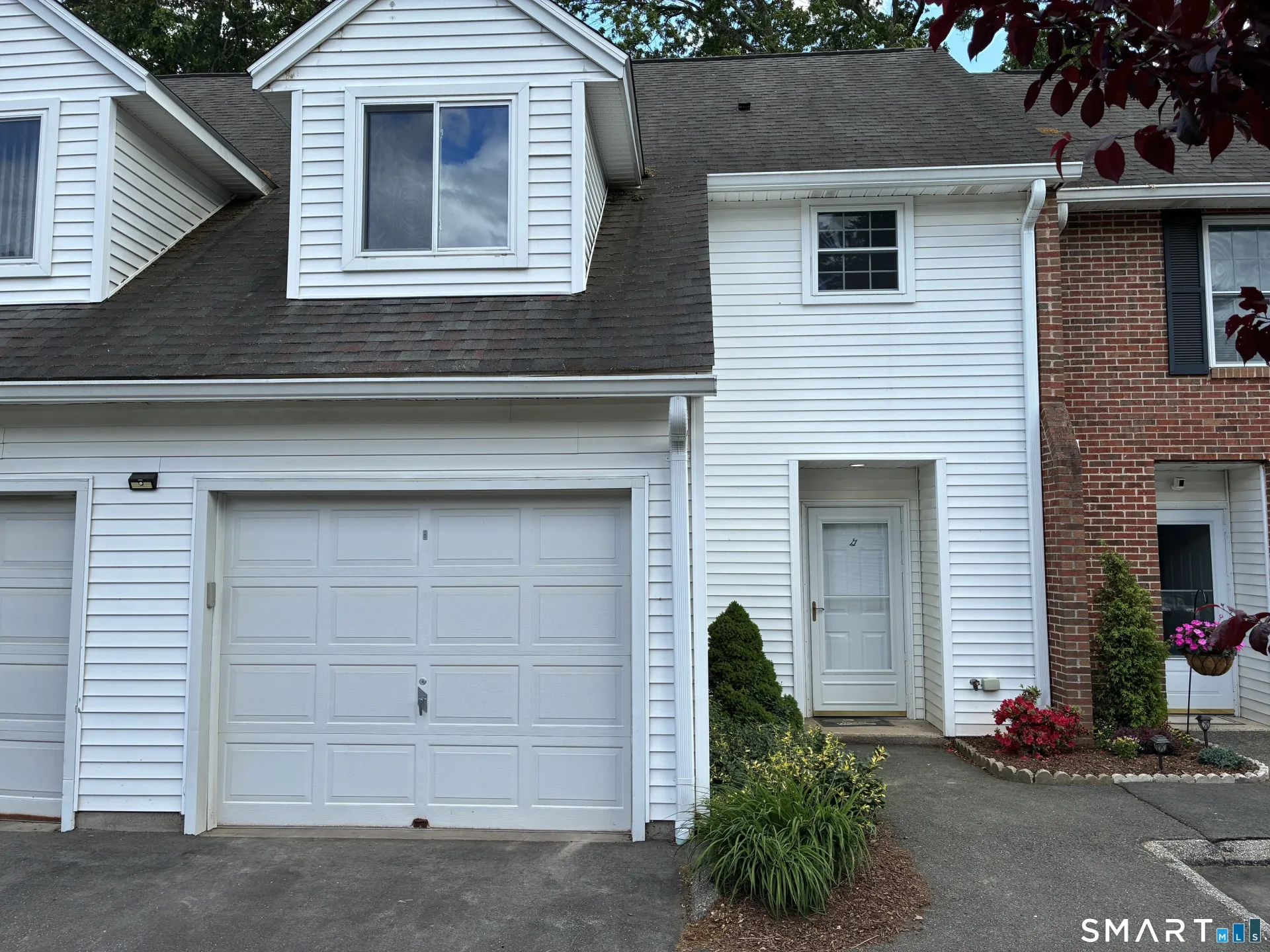 190 Tomlinson Avenue #11G, Plainville, CT