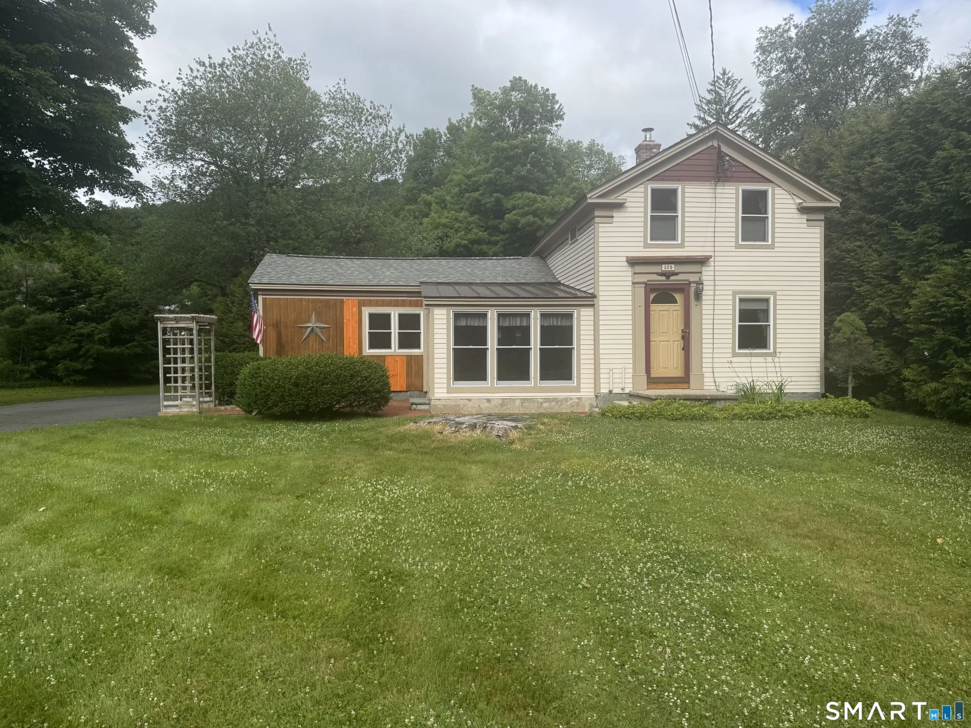 325 Main Street, New Hartford, CT