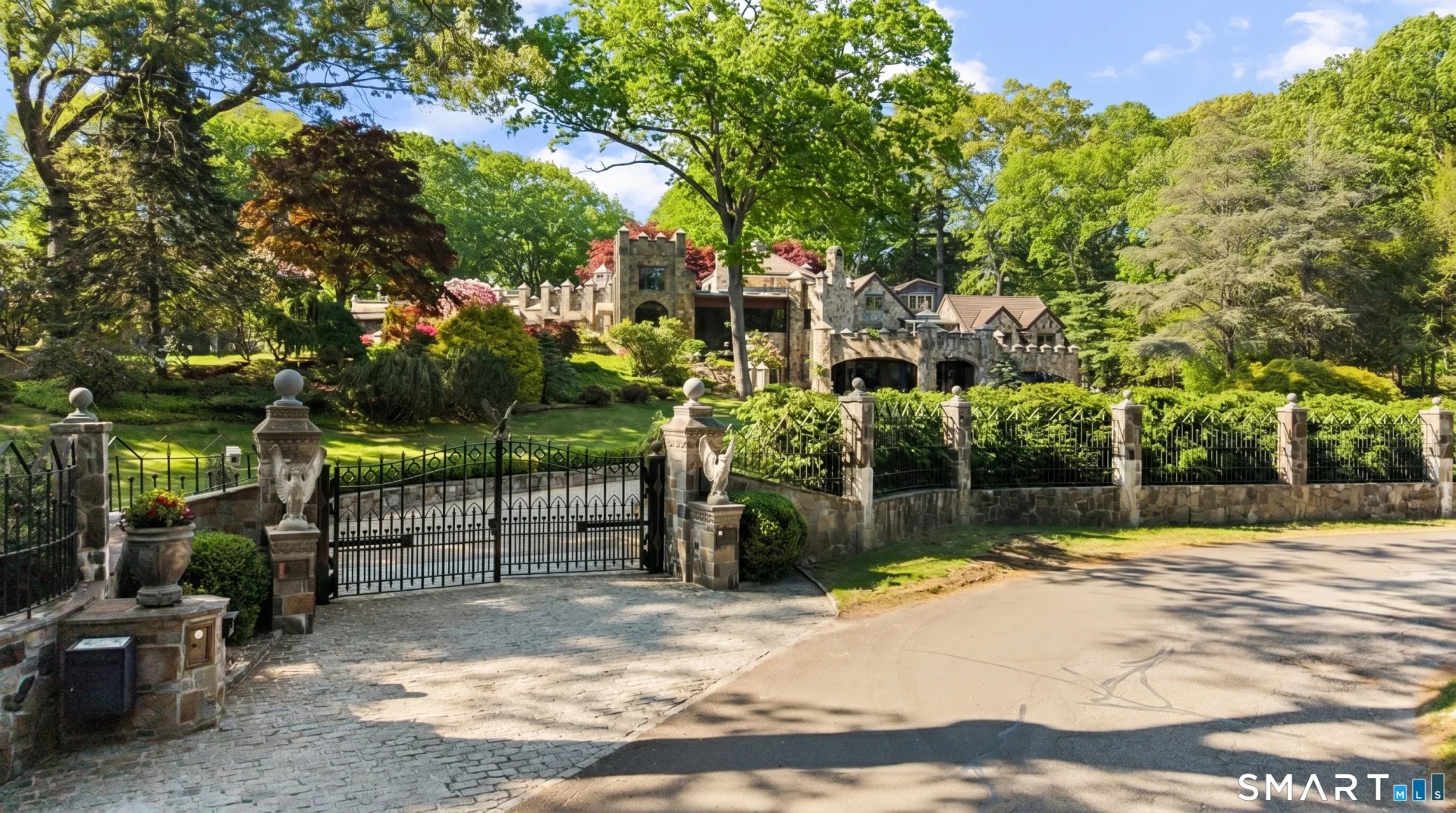 47 Charcoal Hill Road, Westport, CT