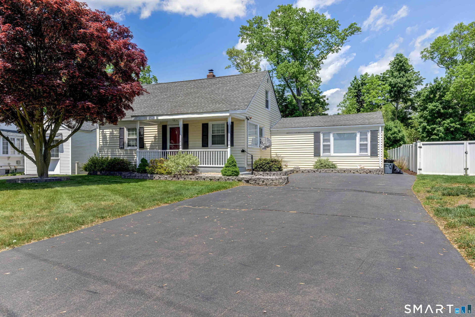 26 Macarthur Road, North Haven, CT