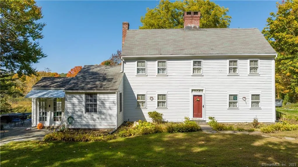 81 & 63 Currituck Road, Newtown, CT